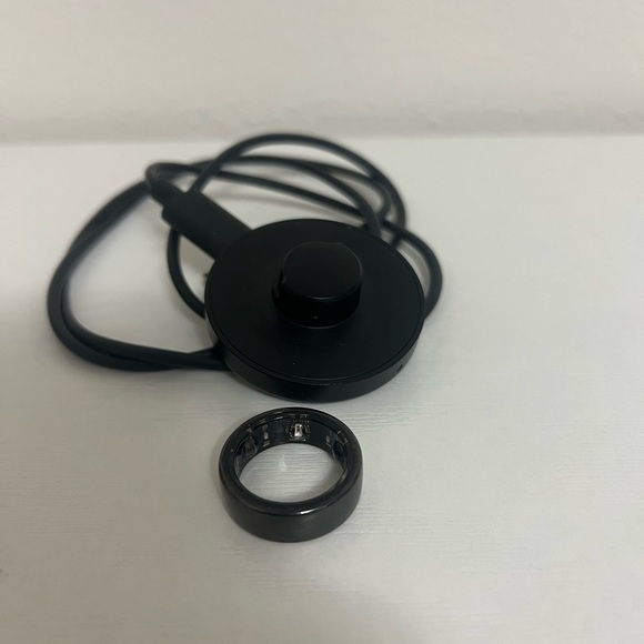 Oura Ring - size 9 - Picture 3 of 4